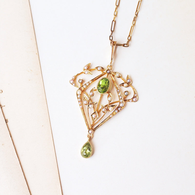 Buy First Quarter of 20th Century Peridot Split Pearl Gold Pendant, Art  Nouveau Brooch, Antique Circular Leaf Jewellery, Vintage Accessories Online  in India - Etsy